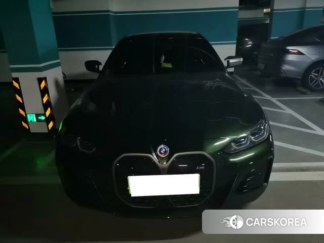 BMW i4 2023 Зеленый из Китая, фото 2