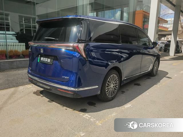 Buick GL8 PHEV 2024 Синий из Китая, фото 3