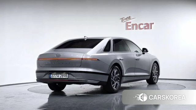 Hyundai Grandeur (GN7) id 3922502 из Кореи 12