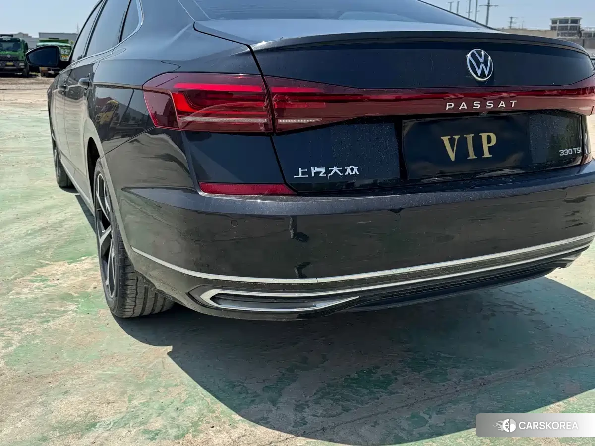 Volkswagen Passat 2024 Черный из Китая, фото 2