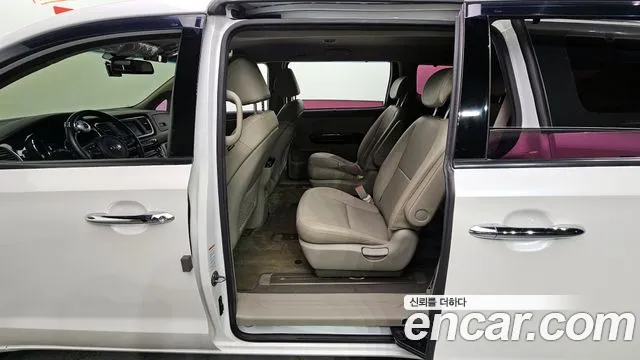 Kia All New Carnival id 2699355 из Кореи 12