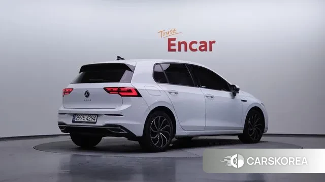 Volkswagen Golf 8th Generation id 3696912 из Кореи 12