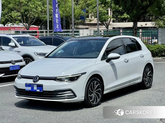 Volkswagen Golf 2024 Белый из Китая, фото 4