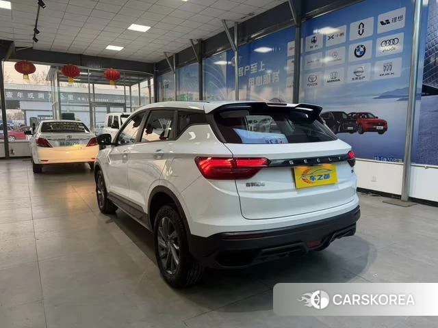 Geely Automobile Binyue 2025 Белый из Китая, фото 2