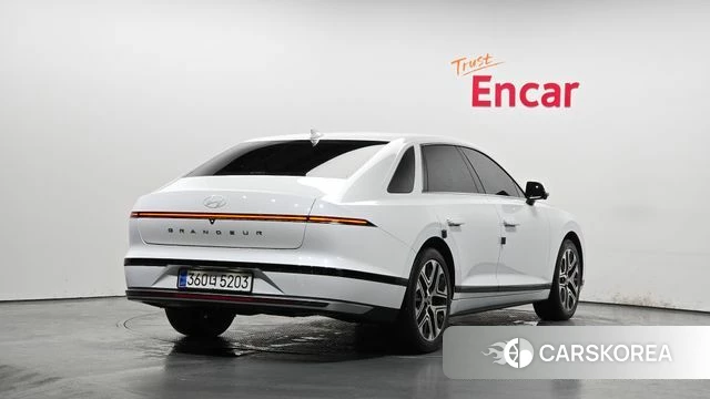 Hyundai Grandeur (GN7) id 3805557 из Кореи 12