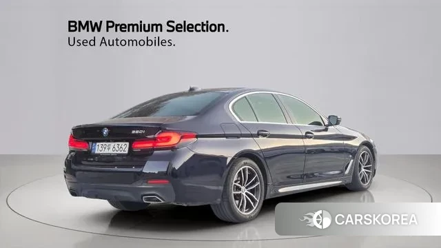 BMW 5 Series (G30) id 3448359 из Кореи 7