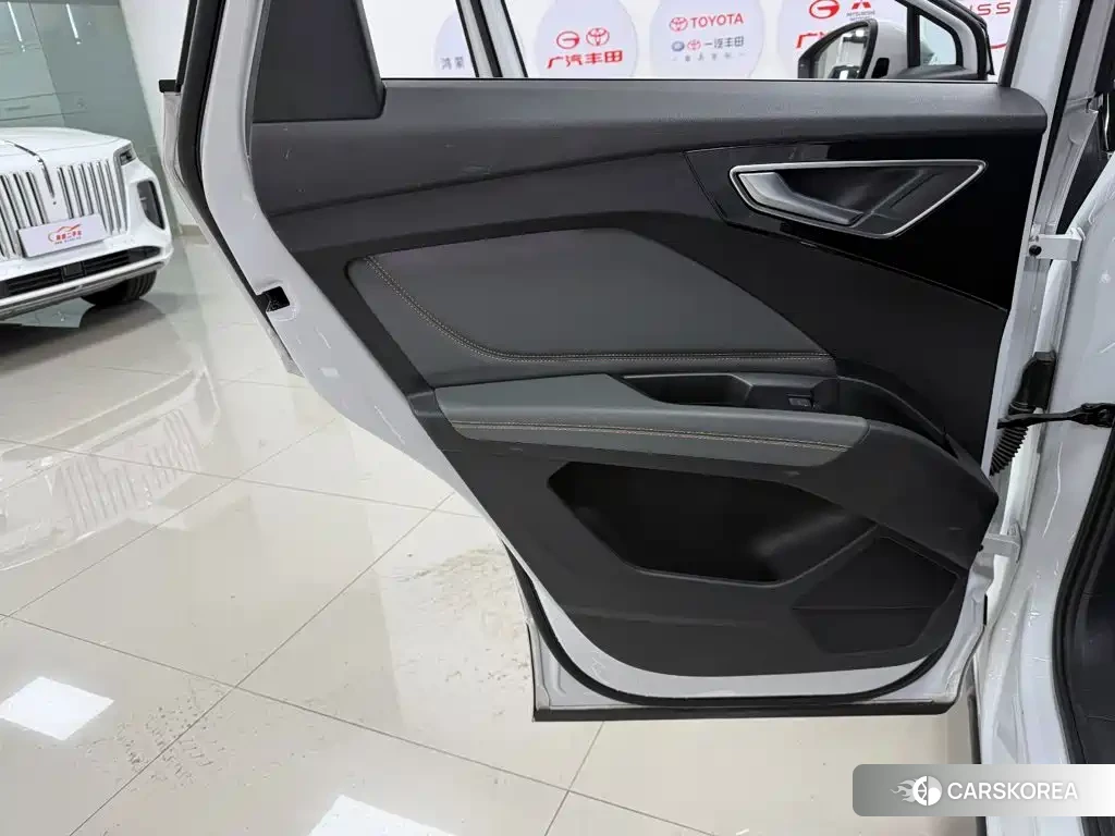 Audi Q4 e-tron id 4669431 из Китая 12