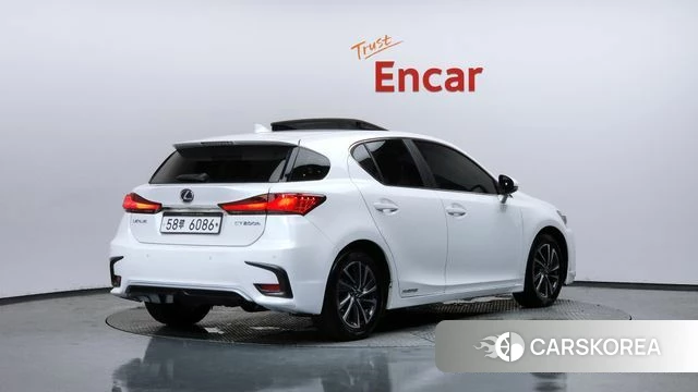Lexus CT200h id 4615559 из Кореи 12