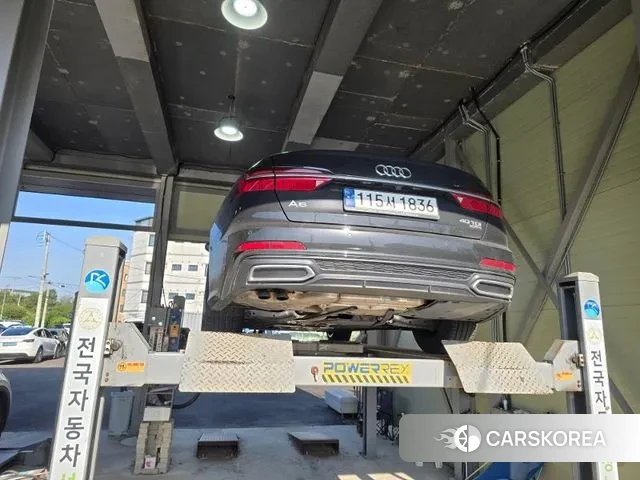 Audi A6 (C8) 2022 Черный из Кореи, фото 2