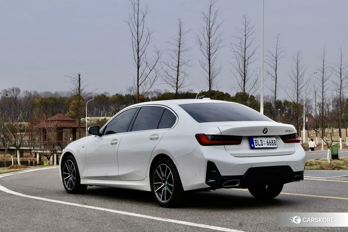 BMW 3 series id 4492992 из Китая 10