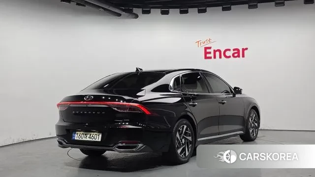 Hyundai The New Grandeur IG Hybrid id 3765379 из Кореи 12