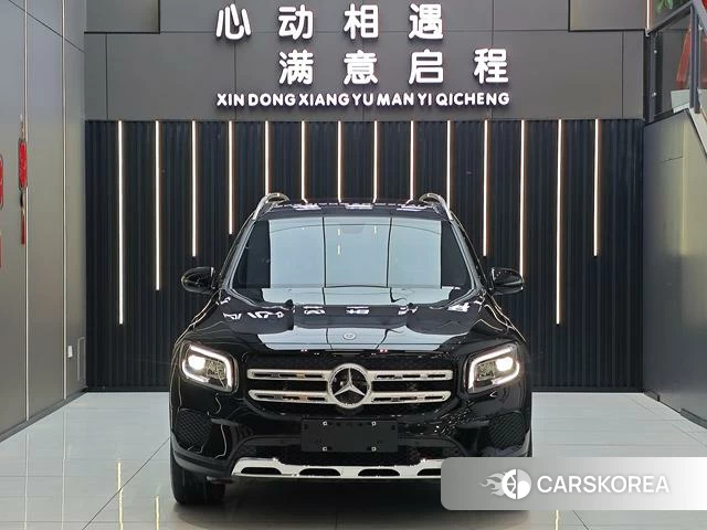 Mercedes-Benz GLB 2023 Черный из Китая, фото 2