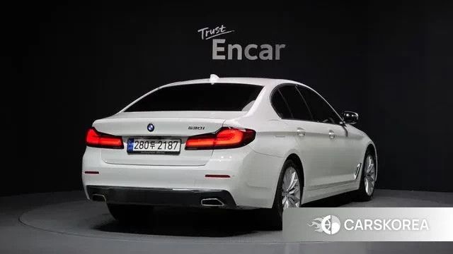 BMW 5 Series (G30) id 3696553 из Кореи 12