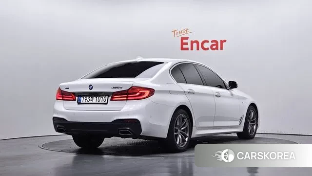 BMW 5 Series (G30) id 3039423 из Кореи 12