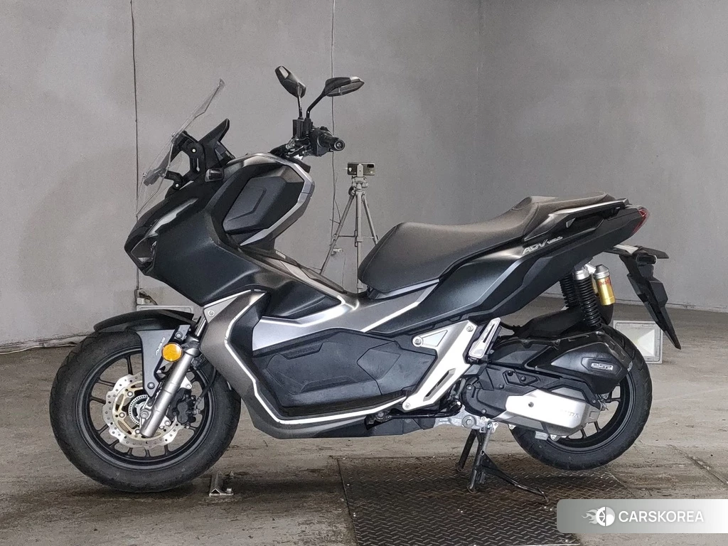Проданный Honda ADV150 2022 из Японии