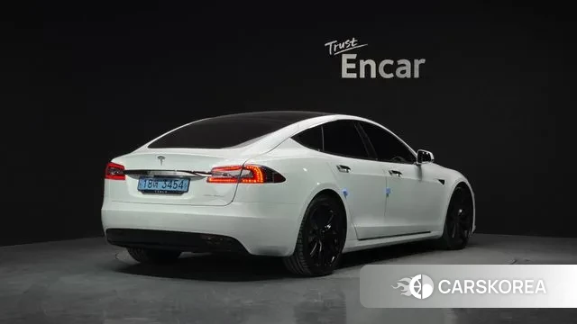 Tesla Model S id 3329696 из Кореи 12