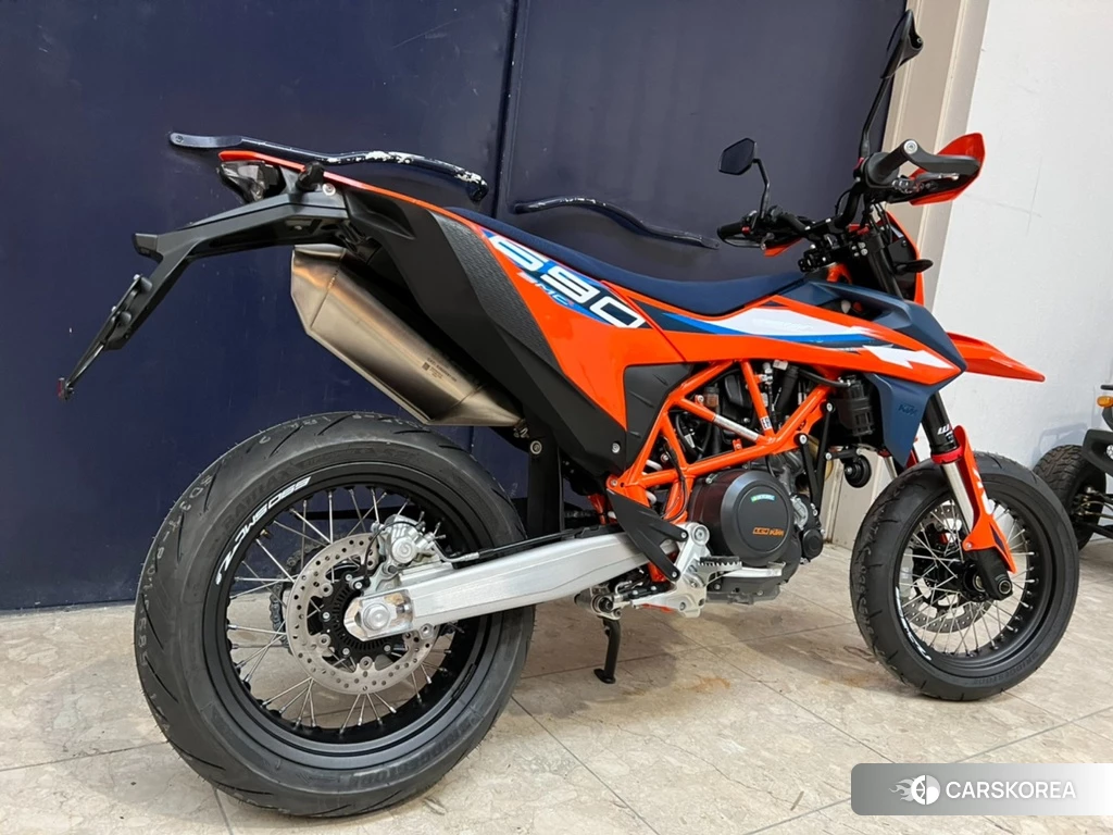 Проданный KTM 690 SMC R 2023 из Японии