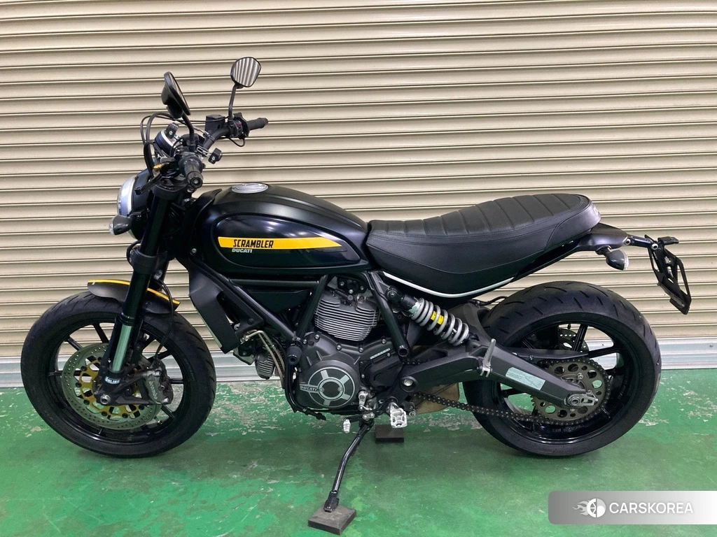 Проданный Ducati SCRAMBLER ICON 2015 из Японии, фото 2