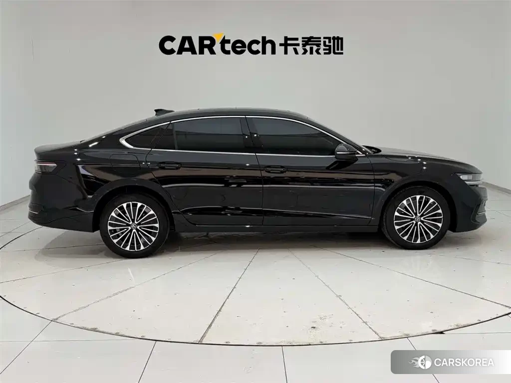 Volkswagen Magotan id 4600588 из Китая 12