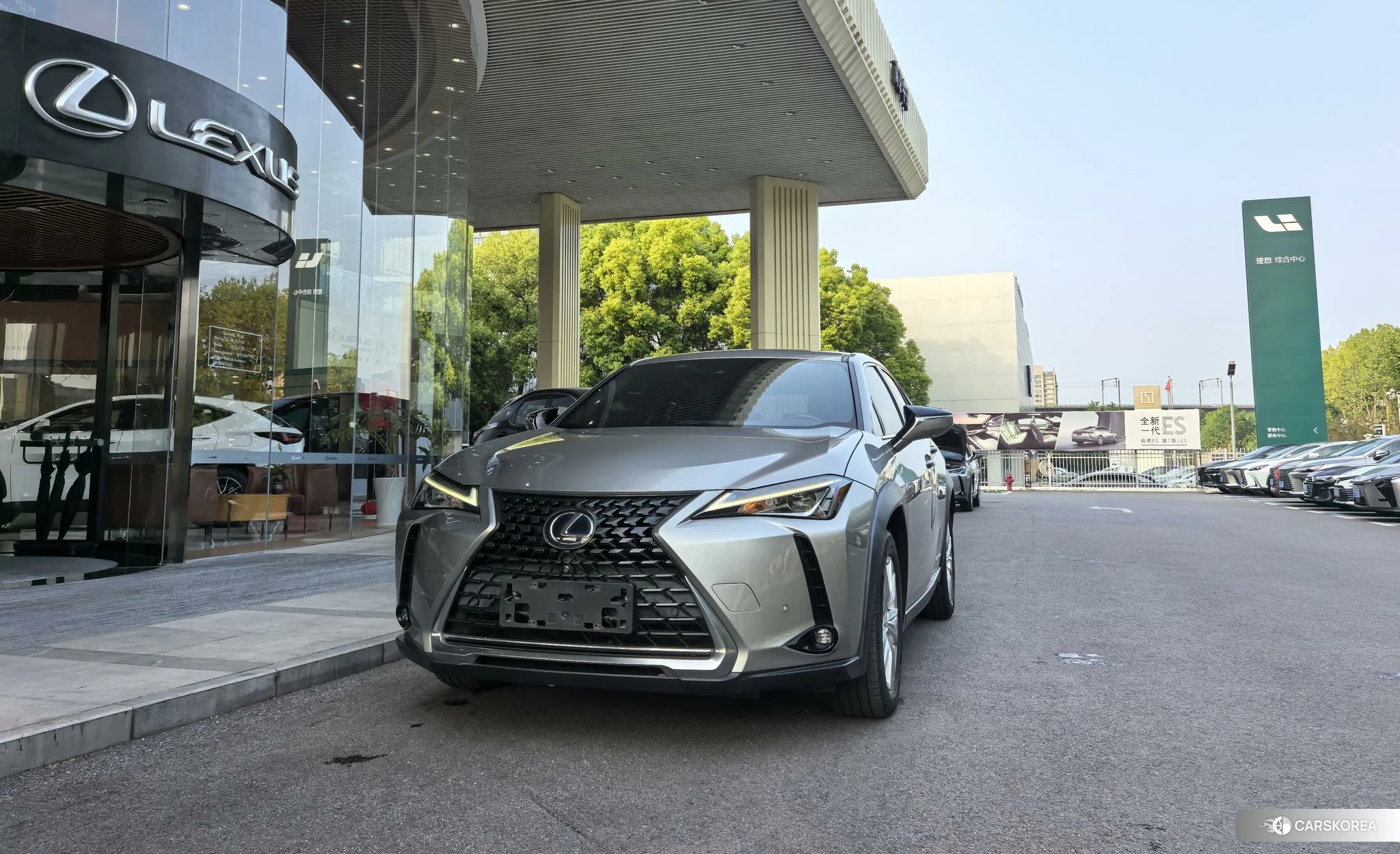 Lexus UX id 4440982 из Китая 9