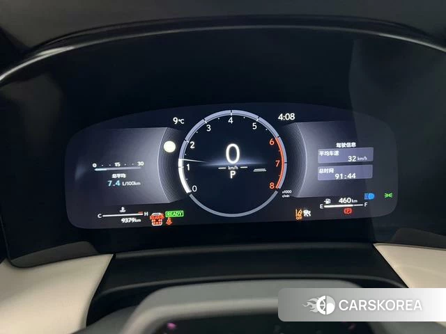 Lexus LM id 4262572 из Китая 12