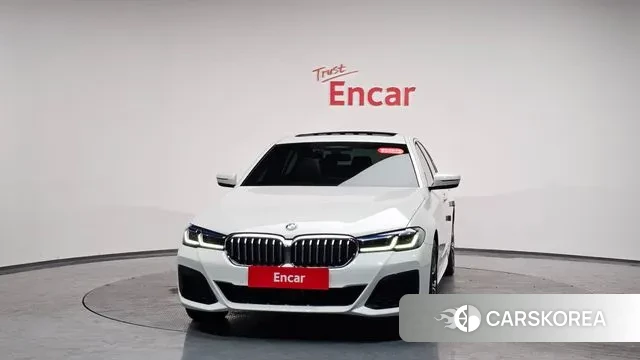 BMW 5 Series (G30) id 3493279 из Кореи 12