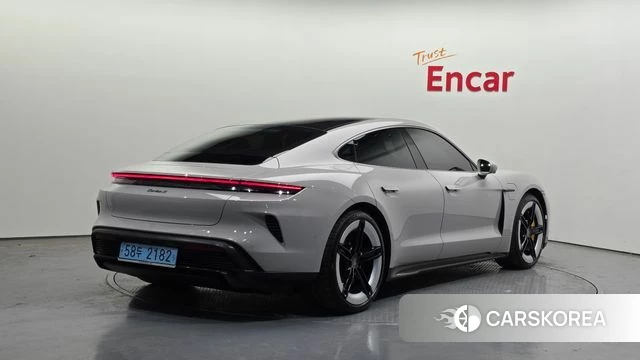 Porsche Taycan id 4280055 из Кореи 12