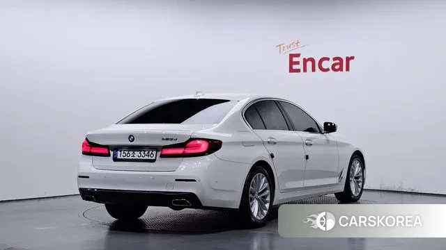 BMW 5 Series (G30) id 3291155 из Кореи 12