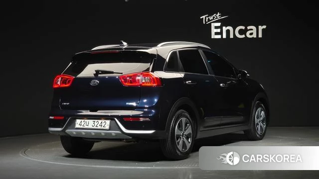Kia Niro id 4595892 из Кореи 12