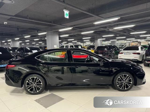 Toyota Camry (XV80) 2026 Черный из Кореи, фото 4