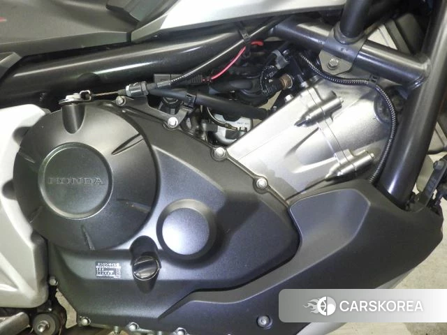 Engine photo