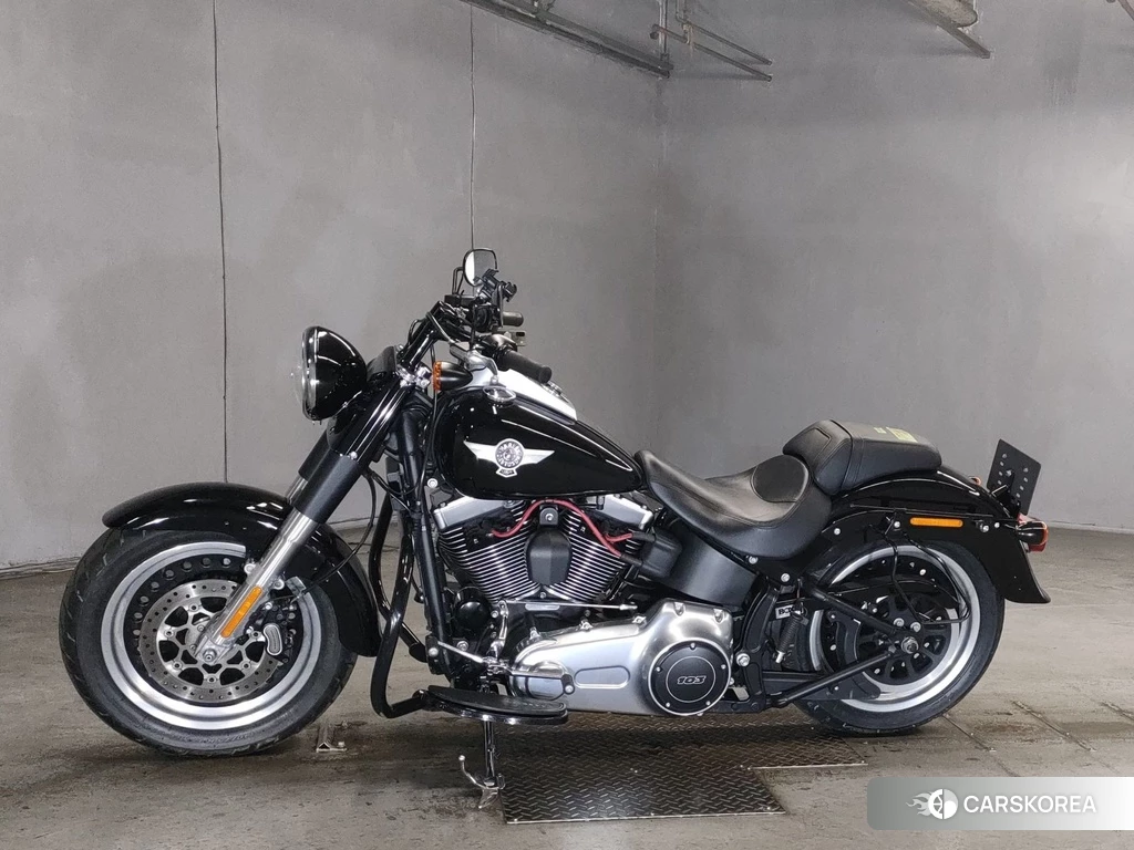 Проданный Harley-Davidson Softail Fat Boy Lo FLSTFB1690 2016 из Японии