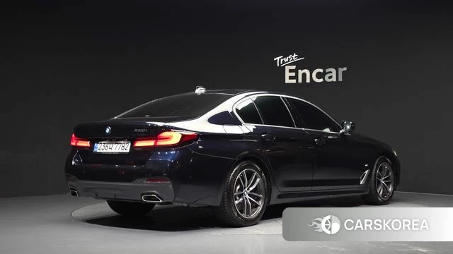 BMW 5 Series (G30) id 4675824 из Кореи 12