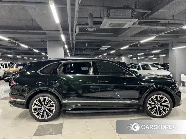 Bentley Bentayga id 3776096 из Кореи 11