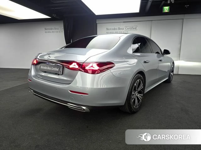 Mercedes-Benz E-Class W214 id 4242850 из Кореи 8