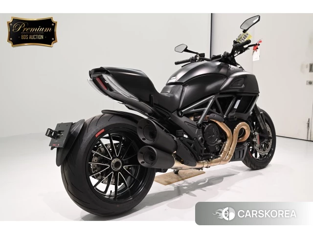 Проданный Ducati DIAVEL DARK 2014 из Японии, фото 2