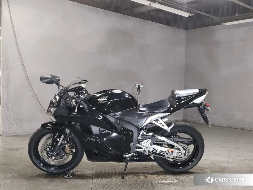 Проданный Honda CBR600RR 2012 из Японии