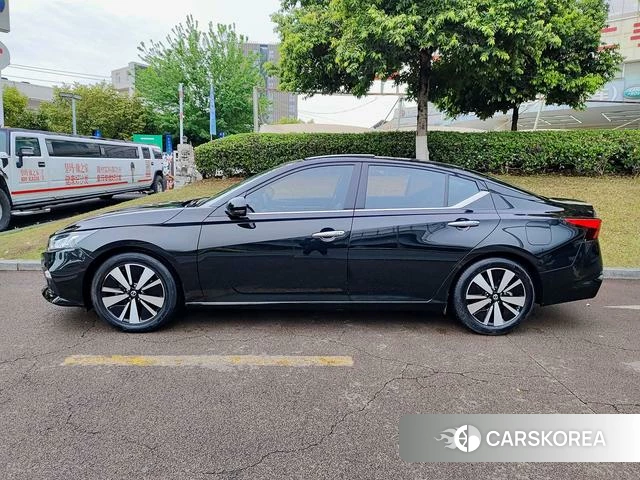Nissan Teana 2022 Черный из Китая, фото 2