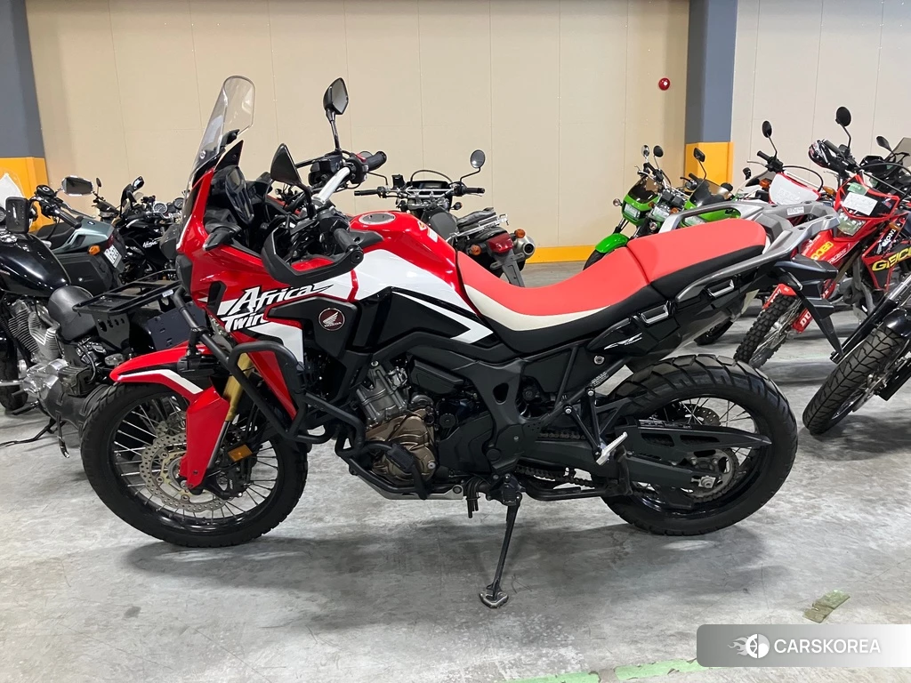 Проданный Honda CRF1000L AFRICA TWIN 2017 из Японии, фото 2