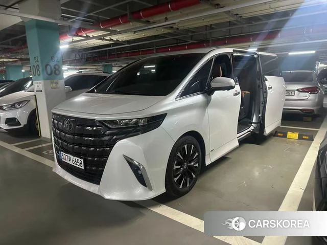 Toyota Alphard 4th Generation 2024 Белый из Кореи, фото 2
