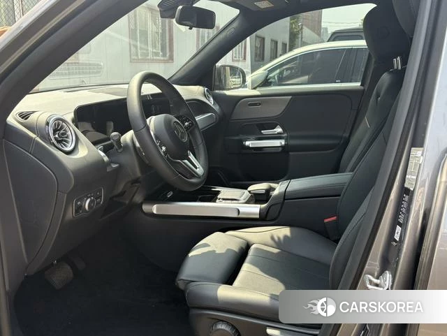 Mercedes-Benz GLB 2022 Темно-серый из Китая, фото 3