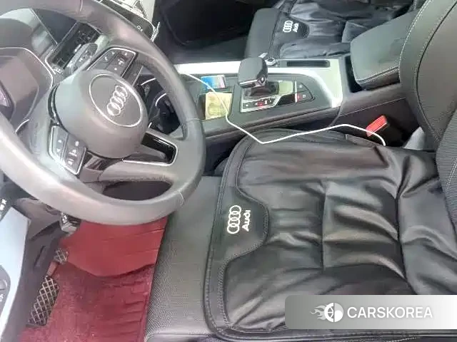 Audi A4L 2025 Белый из Китая, фото 2