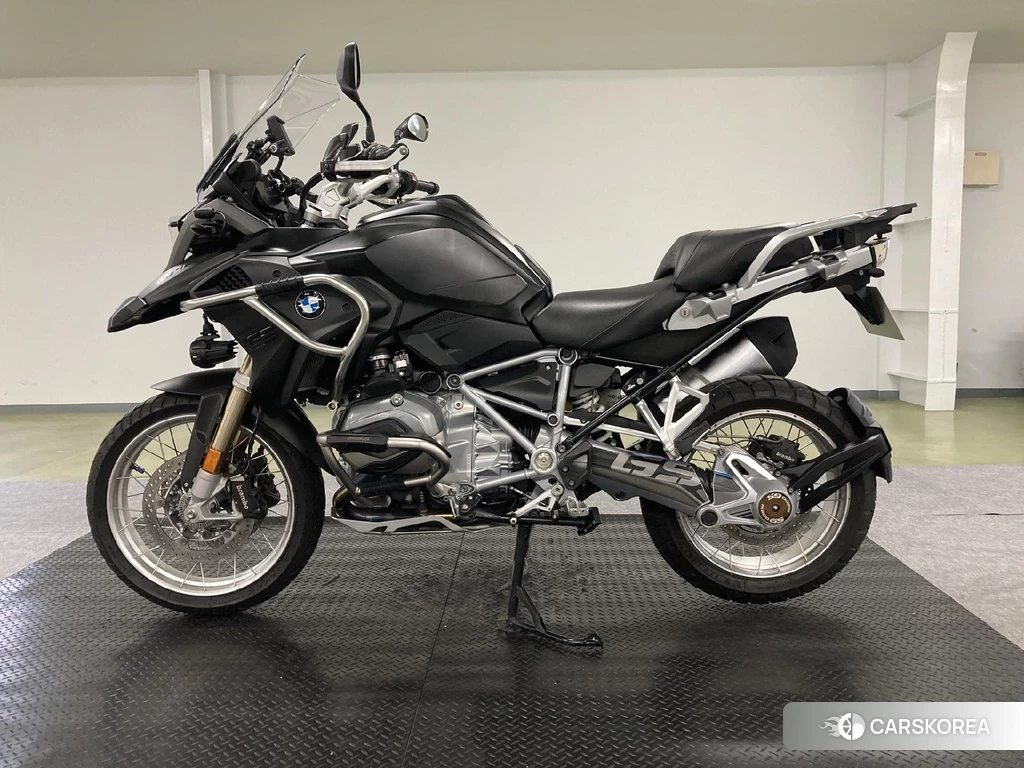 Проданный BMW R1200GS 2018 из Японии, фото 2