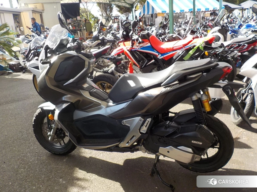 Проданный Honda ADV150 2019 из Японии, фото 2