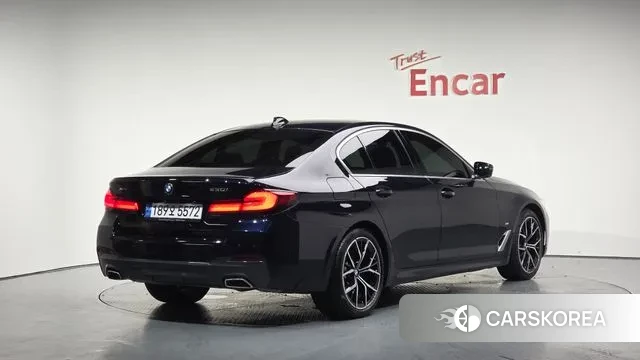 BMW 5 Series (G30) id 2939888 из Кореи 12