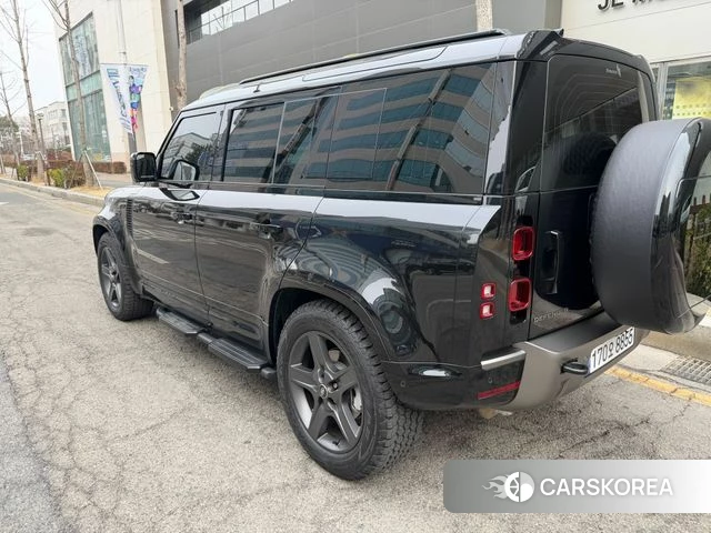Land Rover Defender (L663) 2025 Черный из Кореи, фото 4