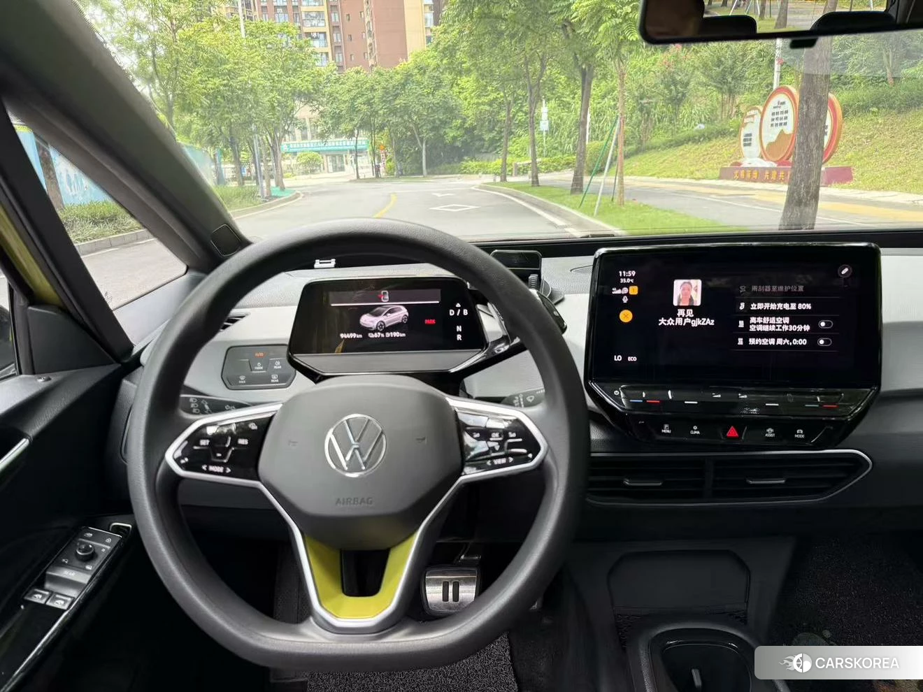 Volkswagen ID.3 2022 Желтый из Китая, фото 2