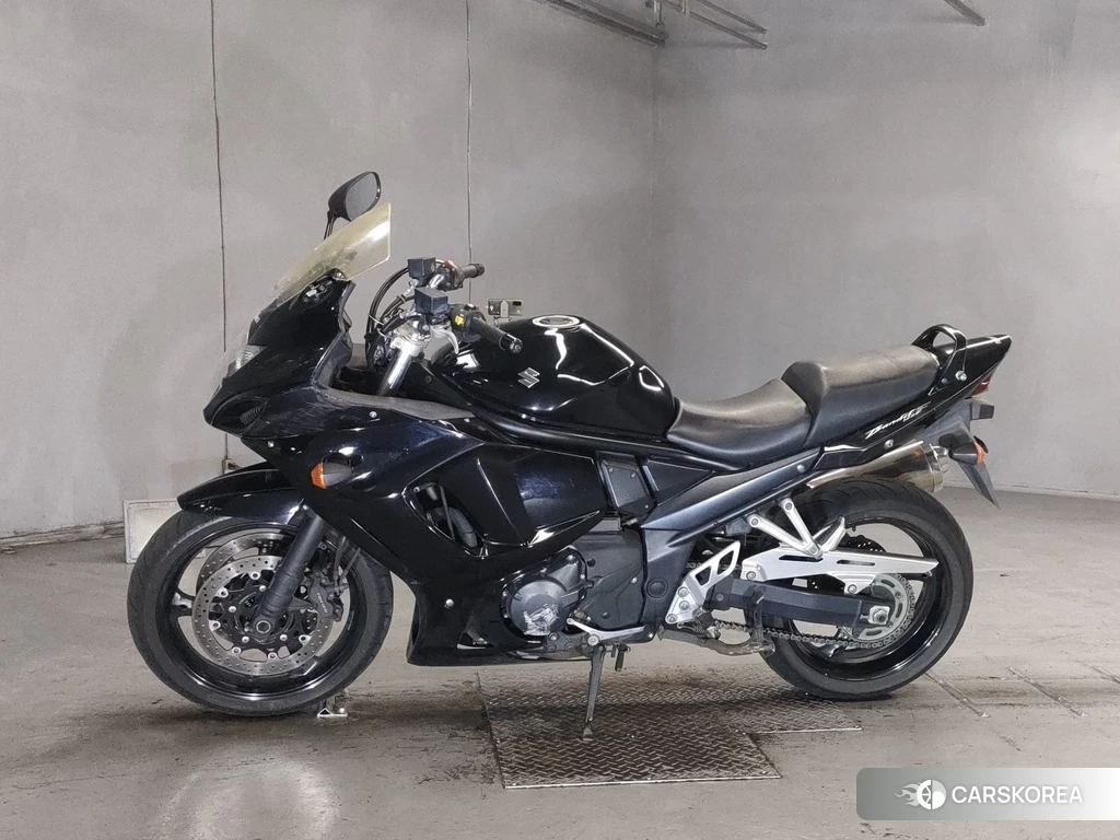 Проданный Suzuki BANDIT 1250F 2011 из Японии, фото 2