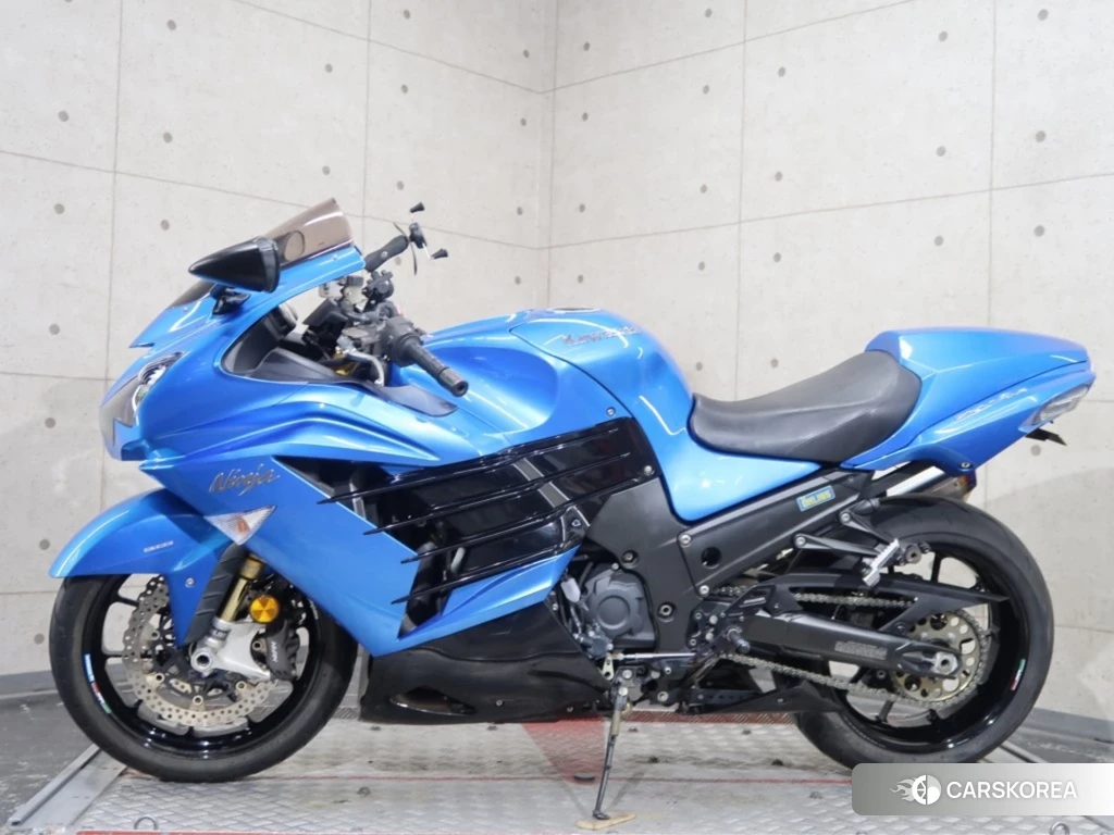 Проданный Kawasaki ZX-14R NINJA 2013 из Японии, фото 2