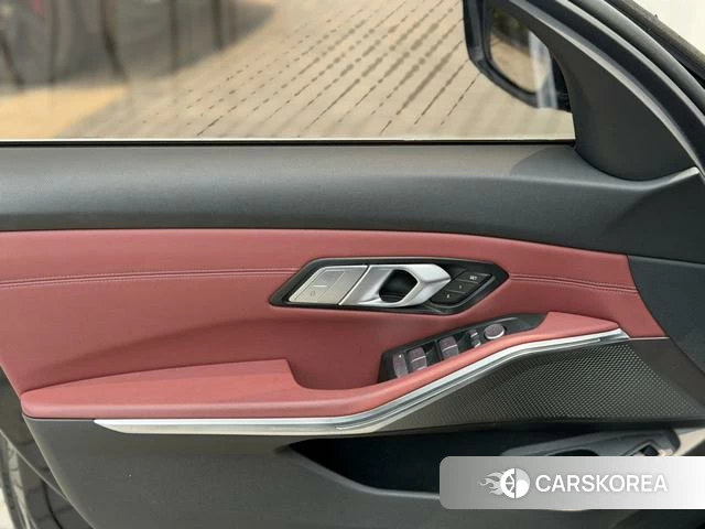 BMW 3 series id 4307365 из Китая 8